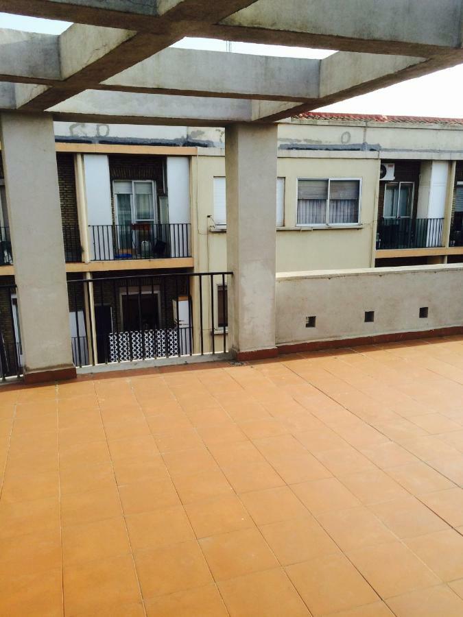 Apartamento Universidad-Hospital Saragossa Exterior foto